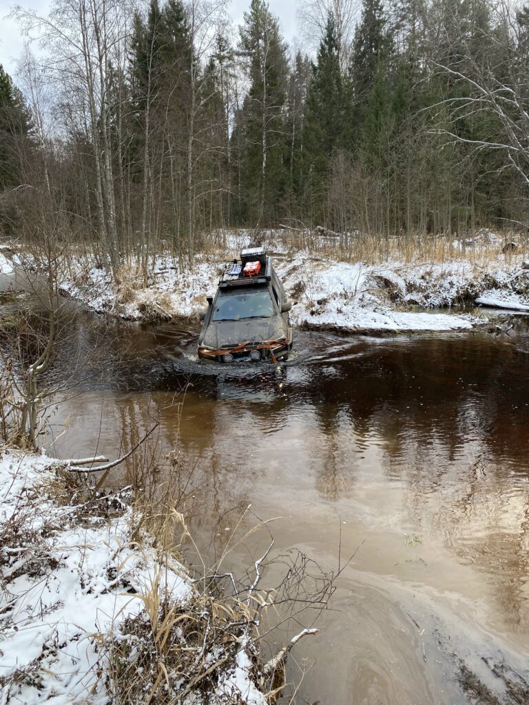 Воломы. Брод. Тойота Воломы. Брод. Тойота